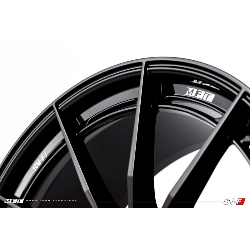Savini SV-F1 Gloss Black 20x12